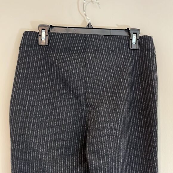 Max Studio Womens Slim Pants Sz M. Black Gray Striped Pull On - Picture 6 of 11